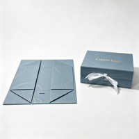 Boîte rigide pliable en kraft avec gaufrage à chaud or, logo personnalisé, ruban, emballage cadeau