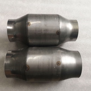 Convertisseur catalytique d'échappement de voiture de <span class=keywords><strong>catalyseur</strong></span> de substrat de nid d'abeille en métal personnalisé convertisseur catalytique de 100/<span class=keywords><strong>200</strong></span> <span class=keywords><strong>cellules</strong></span> - Product Image 4