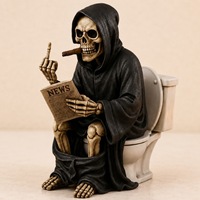 Patung Grim Reaper Jari Tengah Kerajinan Resin Ornamen Dekorasi Toilet Halloween Kreatif Lucu