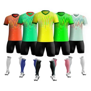 2024 Nieuwste Ontwerp Nieuw Model Voetbalkleding Custom Logo Heren Voetbal Jersey Pak Sportkleding Bieden Club Nationale Team Jersey