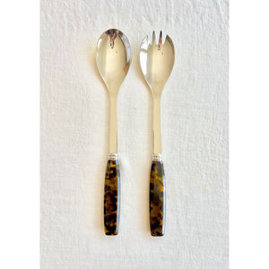 Elegante Juego de Cuchara y Tenedor para Servir Ensaladas de Acero Inoxidable con Mango de Concha de Tortuga para Cenar y Entretener - Product Image 1