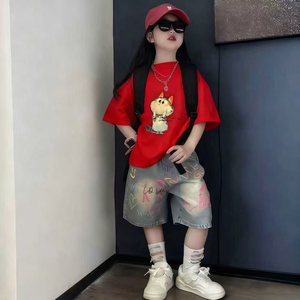 ชุดเสื้อผ้าเด็กผู้หญิง ฤดูร้อน 2026 เสื้อยืดพิมพ์ลายสีขาวลำลอง + กางเกงขาสั้นสีน้ำเงินฟอก 2 ชิ้น ชุดแฟชั่น - Product Image 2