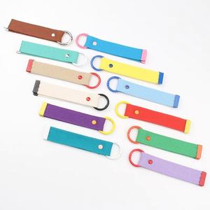 Porte-clés en nylon personnalisé style INS coréen pour sacs, avec mousqueton métallique pour bouteille, sangle anti-perte et petite attache. - Product Image 2