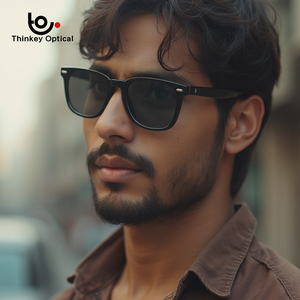 Nouvelle arrivée Lunettes de soleil œil de chat polarisées UV400 tendance légères dorées et blanches - Product Image 5