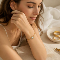 Bracelet jonc ouvert en acier inoxydable avec breloque disque soleil personnalisée pour bijoux