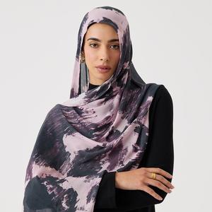 Voile musulman personnalisé avec logo, le plus vendu en 2026, en modal imprimé, respirant, élégant et modeste pour femmes, idéal pour les 4 saisons, vente en gros - Product Image 1