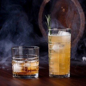 Vente en gros de <span class=keywords><strong>verre</strong></span> à cocktail classique <span class=keywords><strong>personnalisé</strong></span> à l'ancienne coupe en <span class=keywords><strong>verre</strong></span> à whisky <span class=keywords><strong>verre</strong></span> de roche sans plomb pour la maison, la fête et le bar - Product Image 4