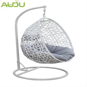 Columpio Redondo de Mimbre de Diseño Moderno Audu para Exteriores, Columpio de Ratán para Parques <span class=keywords><strong>y</strong></span> Hoteles, Muebles de Exterior de Metal Duradero - Product Image 4