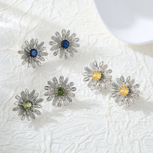 Daisy Stud Earrings Inlaid With Zircon Claw Setting 925 Silver Ear Posts Flower Design Gift Jewelry EA14651 - Product Image 1