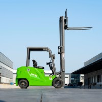 Chariot élévateur électrique vert 2T à mât bi-étagé avec protection ROPS pour entrepôt et logistique portuaire