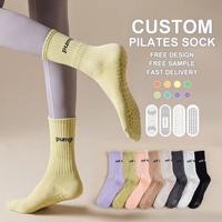 Chaussettes antidérapantes avec logo brodé pour le yoga, le Pilates, la barre, les exercices, chaussettes de maintien de la cheville avec zone antidérapante