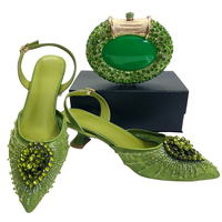 Chaussures de soirée de créateur italien avec pochette assortie pour mariages africains et occasions nuptiales, chaussures pour femmes en dentelle brodée et perles