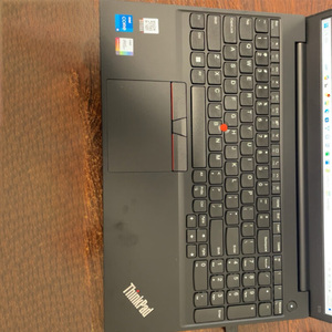 Ordinateur portable Lenovo ThinkPad E15 15.6 pouces personnalisé avec i7 de 12e génération Nouveau pour application serveur - Product Image 2