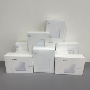 Chargeur USB C professionnel, adaptateur secteur compact pour ordinateur portable et appareils mobiles Apple - Product Image 1