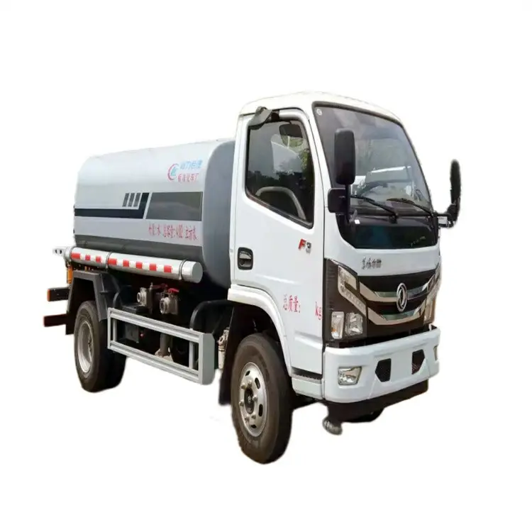 شاحنة حاوية مزودة ببخاخة جديدة/مستعملة ورخيصة السعر، شاحنة صغيرة مزودة ببخاخة مياه بسعة 1000 جالون و4000 لتر من دونغفنغ