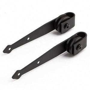 WEKIS Kit de suspension pour porte de grange en acier et laiton durable, style flèche, quincaillerie coulissante noire pour chambre, cuisine et extérieur - Product Image 4