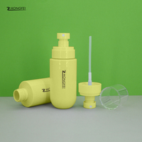 Bouteilles de pompe de pulvérisation de brouillard fin en forme de capsule cosmétique écologique pour animaux de compagnie de 120ml