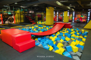 Jeux de balançoire pour aire de jeux intérieure pour enfants, pont balançoire pour trampolines et parcs - Product Image 4