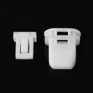Clips de coussin de siège de voiture en plastique 88304-2DF0A pour Buick Regal LaCrosse, pièce de rechange pour réparation, numéro de pièce 24437789 - Product Image 1