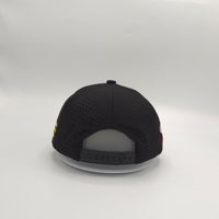 Chapeau de pêcheur non structuré en polyester à 6 panneaux, avec trous découpés au laser, anti-transpiration, patch en caoutchouc, direct usine ODM