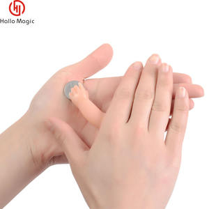 Tours <span class=keywords><strong>de</strong></span> <span class=keywords><strong>magie</strong></span> la petite poupée effrayante magicien à la main accessoire d'horreur Illusion Michael Ammar - Product Image 1