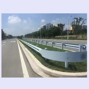 W Beam Guardrail Safety Steel Barrier Highway Road Guard Rail Highway Guard Rail in vendita