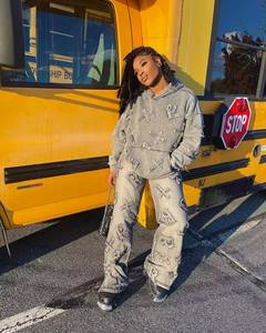 OEM Sportswear pantaloni della tuta Casual stampato <span class=keywords><strong>Denim</strong></span> Set donna due pezzi Trend Plus Size donna felpa con cappuccio e Jogger Set - Product Image 2