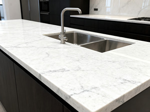 משטחי קוורץ קראקטה אפור לבן למטבחים וחדרי אמבטיה, סיטונאי מהמפעל, מתאים גם לקניונים ווילות - Product Image 3