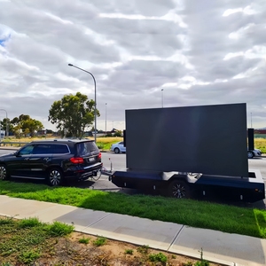 รถพ่วงโฆษณา LED เคลื่อนที่เพื่อการมองเห็นสูงสุดในการตลาดในพื้นที่เชิงพาณิชย์ รถพ่วงเคลื่อนที่อัตราการรีเฟรชสูง - Product Image 4