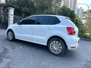 Vente flash Volkswagen essence V-W Polo 2018 1.5L automatique, type de conduite 5 portes, 5 places, berline, voiture d'occasion V-W Polo - Product Image 6