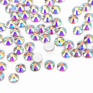 Strass en <span class=keywords><strong>verre</strong></span> thermocollant à dos plat avec 16 facettes pour vêtements, sacs et chaussures - Vente en gros - Product Image 4