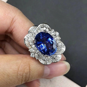 Anillo de mujer con flor de rosa coreana, gema azul ovalada, estilo palaciego, accesorio elegante y moderno - Product Image 2