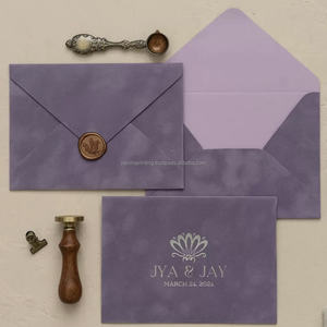 Tarjeta de Visita Premium Personalizada con Papel Offset y Cartulina, Acabado Suave al Tacto, Logotipo Estampado en Caliente - Product Image 4