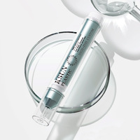 Vente en gros de lotion sérique de luxe 5ml 10ml 15ml Seringue cosmétique en plastique argentée Flacon compte-gouttes en plastique Flacon pompe sans air
