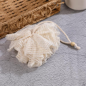 Red de <span class=keywords><strong>espuma</strong></span> de alta potencia de limpieza al por mayor, juego de toallas de bola de baño de ramio hechas a mano, alfombrillas de bañera de nailon multicolor suavizantes - Product Image 4