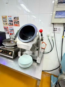 <span class=keywords><strong>Robot</strong></span> <span class=keywords><strong>de</strong></span> cuisson intelligent pour <span class=keywords><strong>cuisine</strong></span> commerciale : Machine à frire le riz, idéale pour cantines et services <span class=keywords><strong>de</strong></span> livraison à emporter - Product Image 5