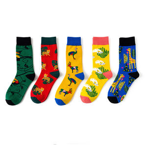 Chine Usine Mulit Couleur Faites Votre Propre Conception Flamingo <span class=keywords><strong>Girafe</strong></span> Animal Coton Coloré Drôle Hommes Tube Chaussettes - Product Image 1