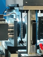 Machine de fraisage CNC double face YINKO pour plusieurs pièces, machine de fraisage CNC à double broche simultanée BH-450NC