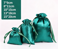 Pochette en satin recyclable personnalisable avec logo, sac cadeau en soie pour perruques, sac à cordon en satin de haute qualité pour le rangement et les cadeaux