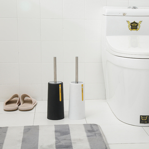 Portascopino da <span class=keywords><strong>Bagno</strong></span> Creativo 2021 con Coperchio, Setole Sostituibili, in Plastica Bianca <span class=keywords><strong>e</strong></span> Nera <span class=keywords><strong>e</strong></span> Acciaio Inossidabile - Product Image 4