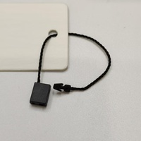 Étiquettes carrées noires gaufrées de haute qualité avec cordon en polyester pour vêtements, chaussures et sacs (1000 pièces)