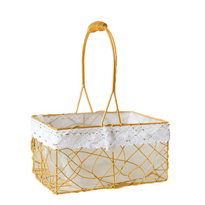 Iron gold <b>flower</b> <b>basket</b>, hand-held woven gift <b>basket</b>, <b>flower</b> arrangement <b>basket</b>, fruit storage <b>basket</b>, suitable <b>for</b> gifting. - Product Image 4