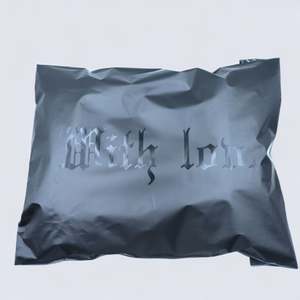 <b>Matte</b> UV <b>Black</b> Mailer BAG Glod Print Foil Polymailers Custom Red <b>Matte</b> Express Bag Custom Packaging Shipping Bag for Cloth - Product Image 4