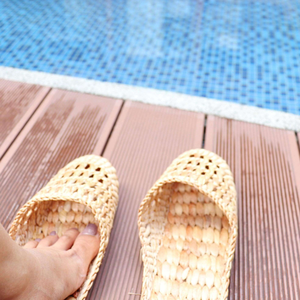 Vente en gros de pantoufles sandales en jacinthe d'eau faites à la main tissu naturel écologique de haute qualité meilleur prix hôtel - Product Image 6