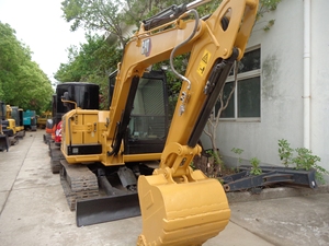 Mini-excavatrice Caterpillar 305 d'occasion, 5 tonnes, CAT 305, excavatrice sur chenilles, 90% neuve, bon état, matériel de construction - Product Image 4