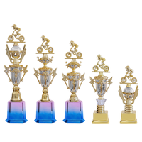 Fabricant chinois de coupes de trophées sportifs en plastique personnalisées pour les matchs de football