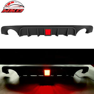 ลิ้นกันชนหลังสำหรับ Infiniti Q50 2018-2024 สีดำด้าน ไฟเบรก LED ดิฟฟิวเซอร์ PP อุปกรณ์ตกแต่งรถยนต์ - Product Image 5