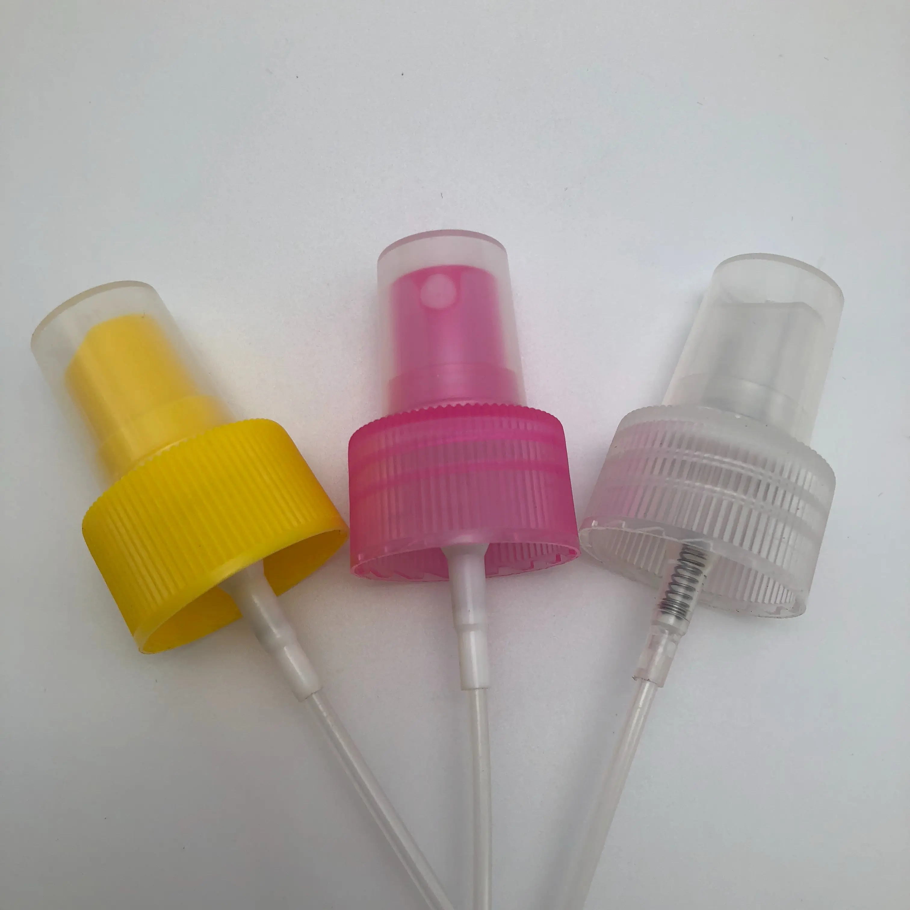 Penyemprot Mikro Sekrup Plastik 28Mm/Penyemprot Kabut Halus untuk Botol Semprotan Kabut Halus Kustom Plastik Kualitas Tinggi