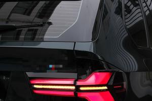 Conjunto de Luces Traseras Modificadas para BMW X5 2007-2013 - con Luz de Reversa LED y Señal de Giro Dinámica - Product Image 2