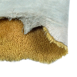 Fourrure naturelle 100% peau de mouton doublure peaux de mouton salées humides - Product Image 6